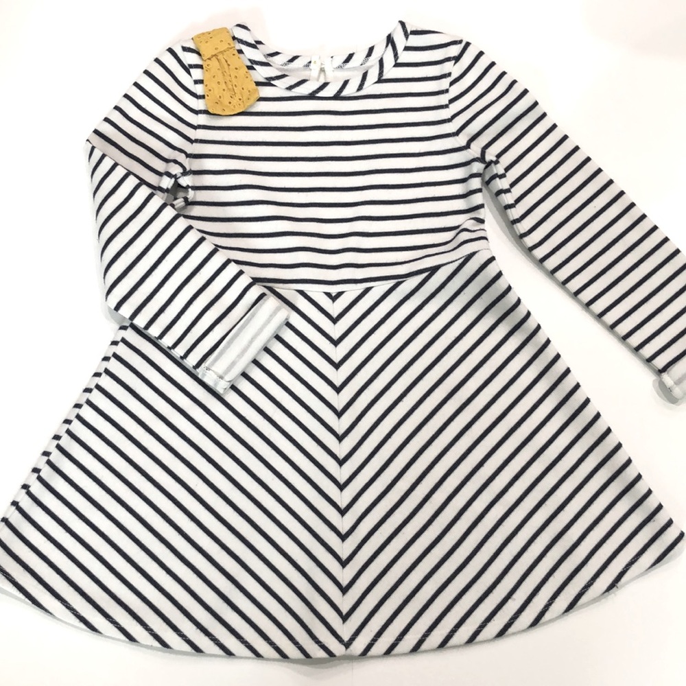 Genuine kids Oshkosh dress 4T